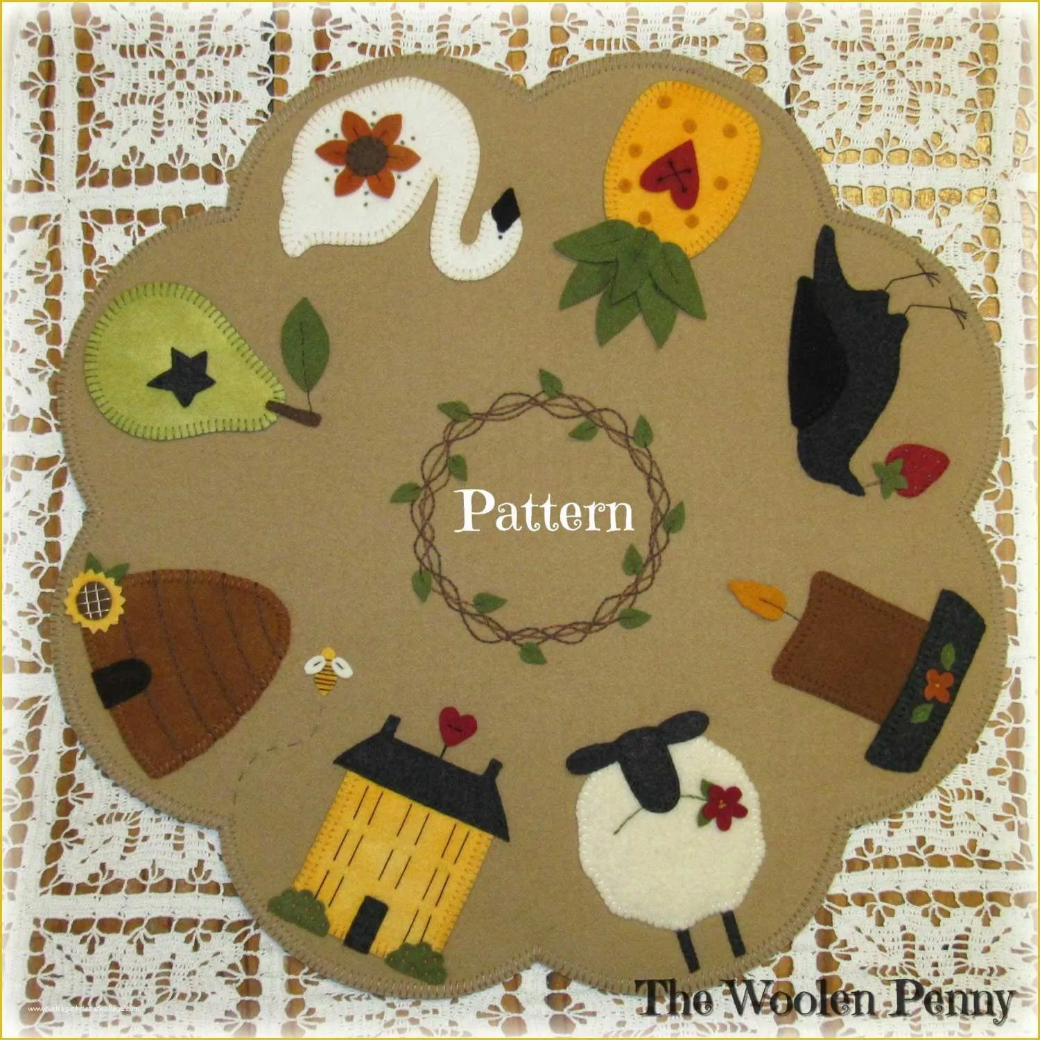 Free Penny Rug Templates Of I Love Primitives Penny Rug Wool Applique Candle Mat Pattern