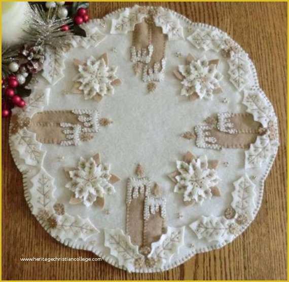 Free Penny Rug Templates Of Primitive Wool Applique Pattern White Christmas Cp156