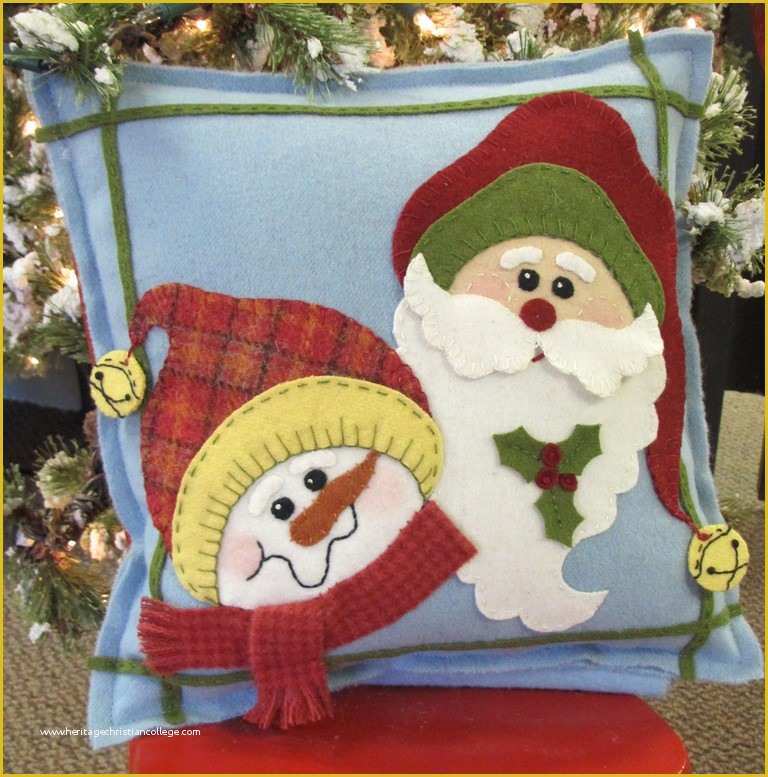 Free Christmas Applique Templates Of Wool Applique Pillow Featured In Holiday Crafts Magazine 2013